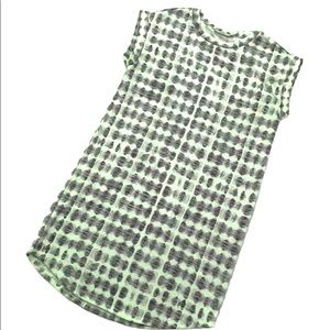 Short-sleeve knit dress